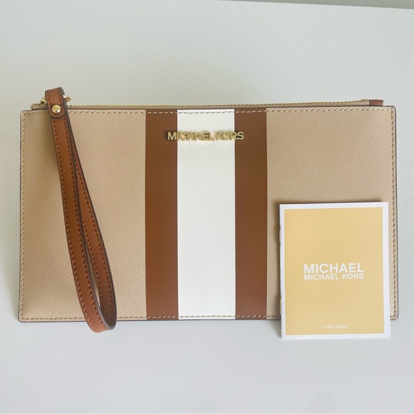 MICHAEL KORS 🍁 Clutch / Wristlet / Wallet 🍁 NWT - Picture 10 of 11